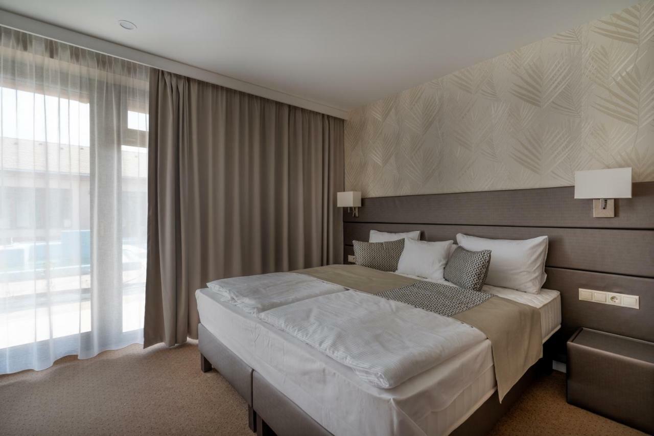 Doresz Wellness Panzio Bed and Breakfast Újhartyán Εξωτερικό φωτογραφία